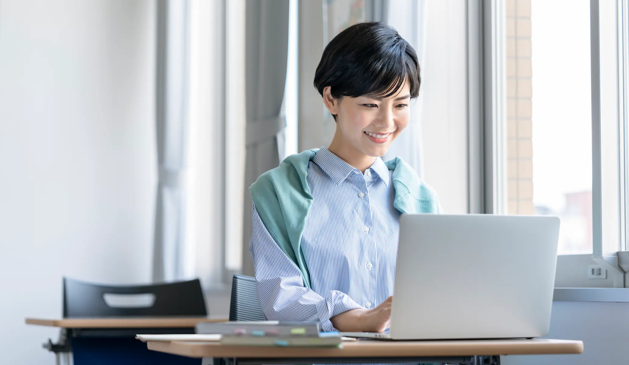 LMS(学習管理システム)導入の進め方。システム選定から運用開始までのステップを解説