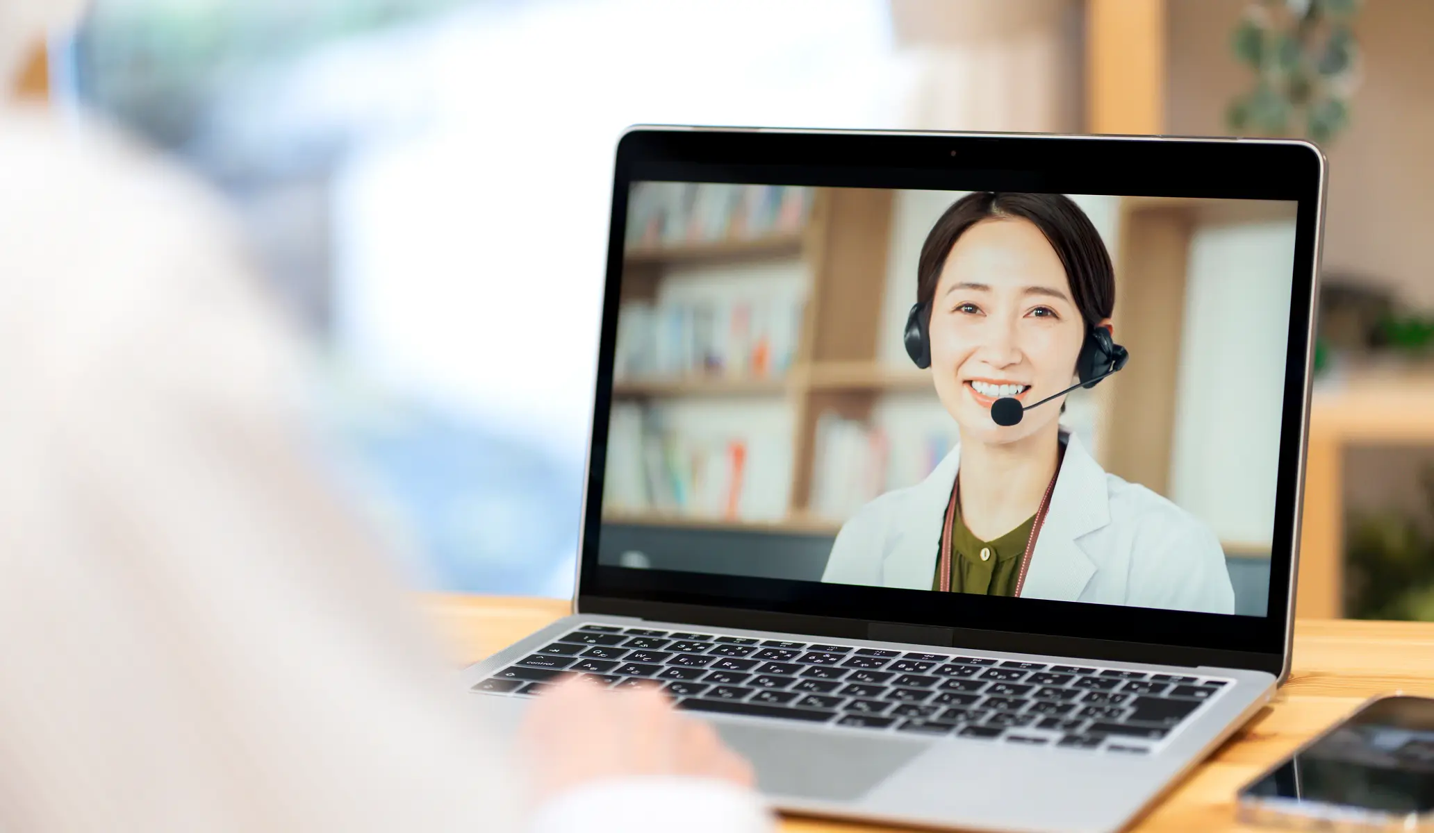 研修動画で社員教育を変革！IT研修会社が教える効果的な活用法