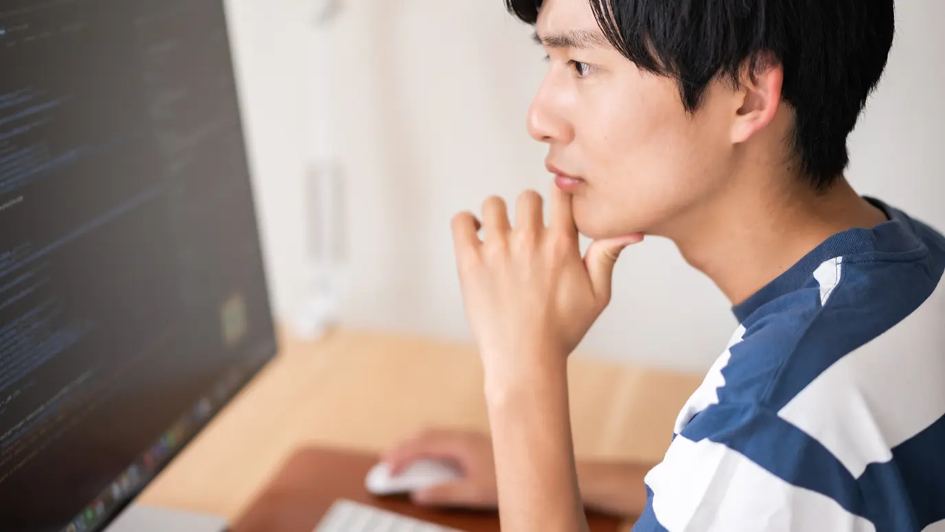 インストラクターが技術サポート。充実した個別の学習サポート体制