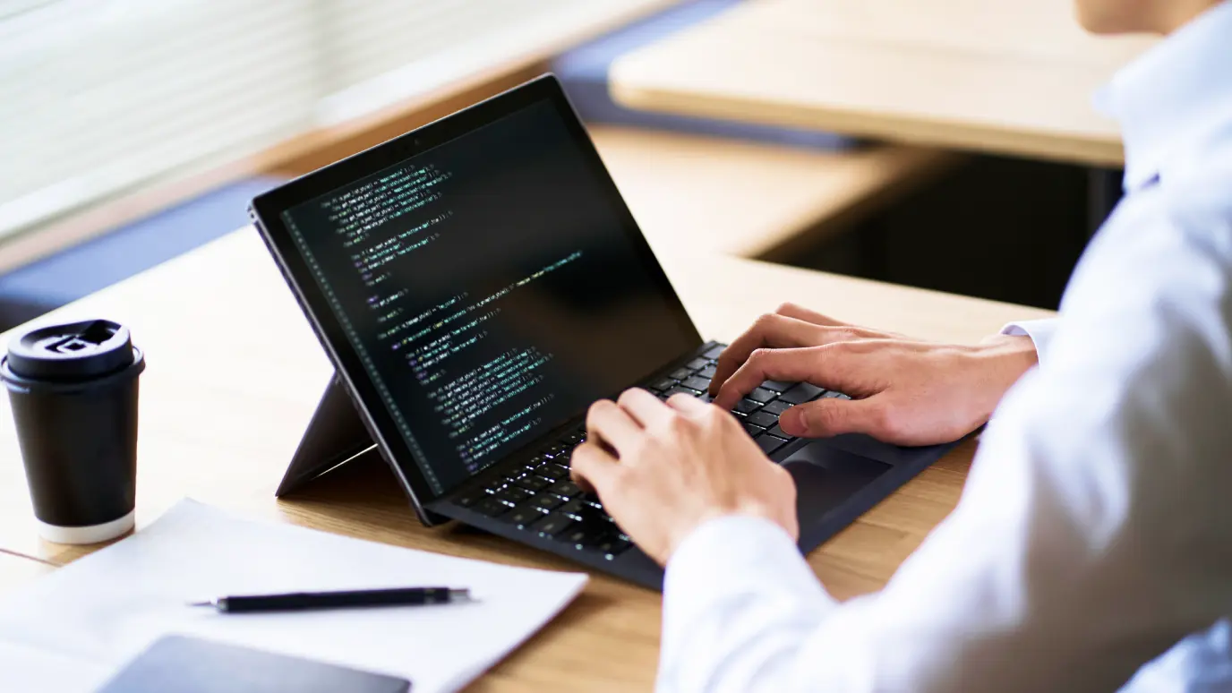 AWS認定トレーニングパートナー企業 だから提供できる、AWS公式ハンズオンと専用AWS環境