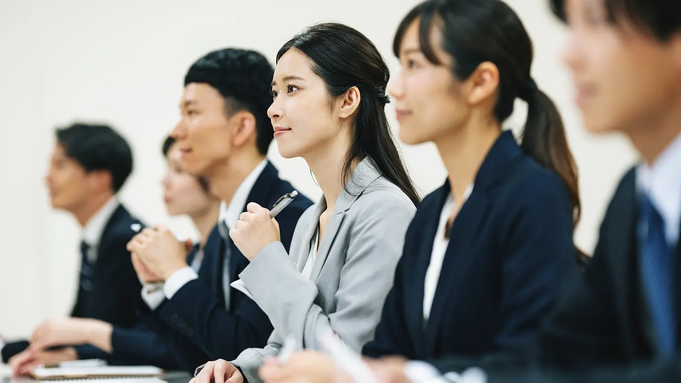 教育の質・信頼性を担保。経済産業省認可カリキュラム