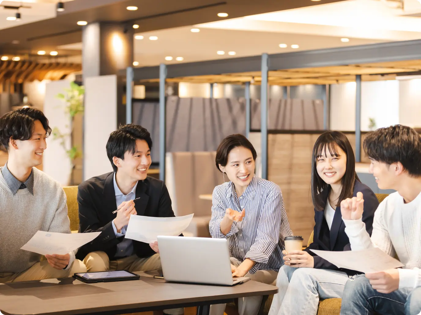 東京ITスクールの対人関係構築力研修なら、職場で活きる実践的なテクニックが身につく