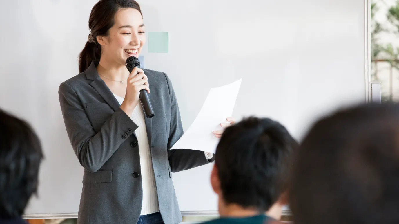 講師募集中！東京ITスクールの新人向けIT研修とは